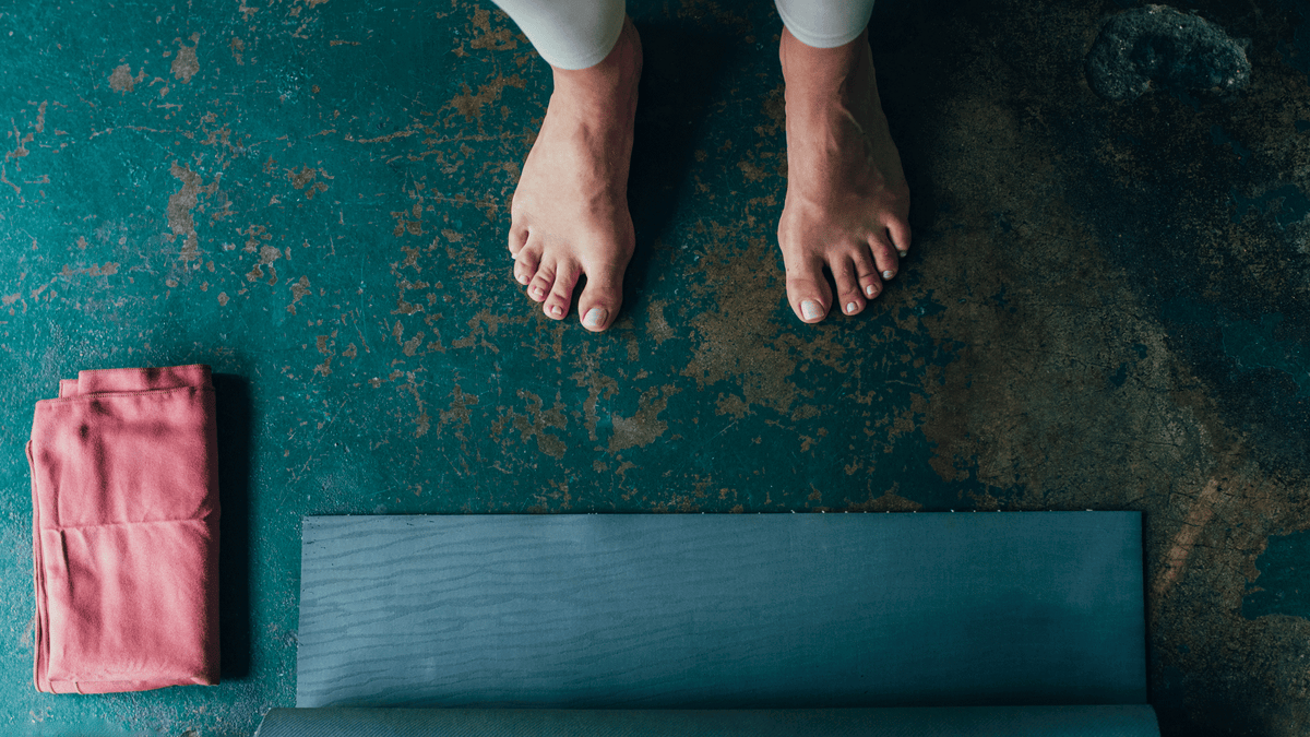 5 Simple Plantar Fasciitis Stretches That Deliver Relief (And Prevent Future Pain)