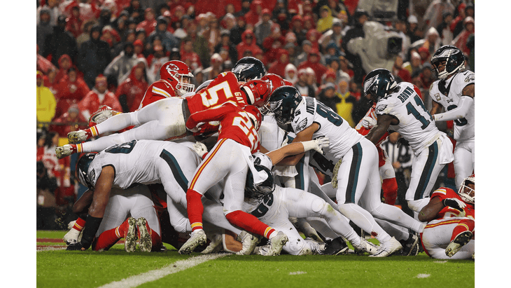 Tush push play by the Philadelphia Eagles against the Kansas City Chiefs