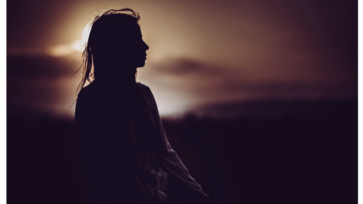 What April's Full Moon in Libra Means for You