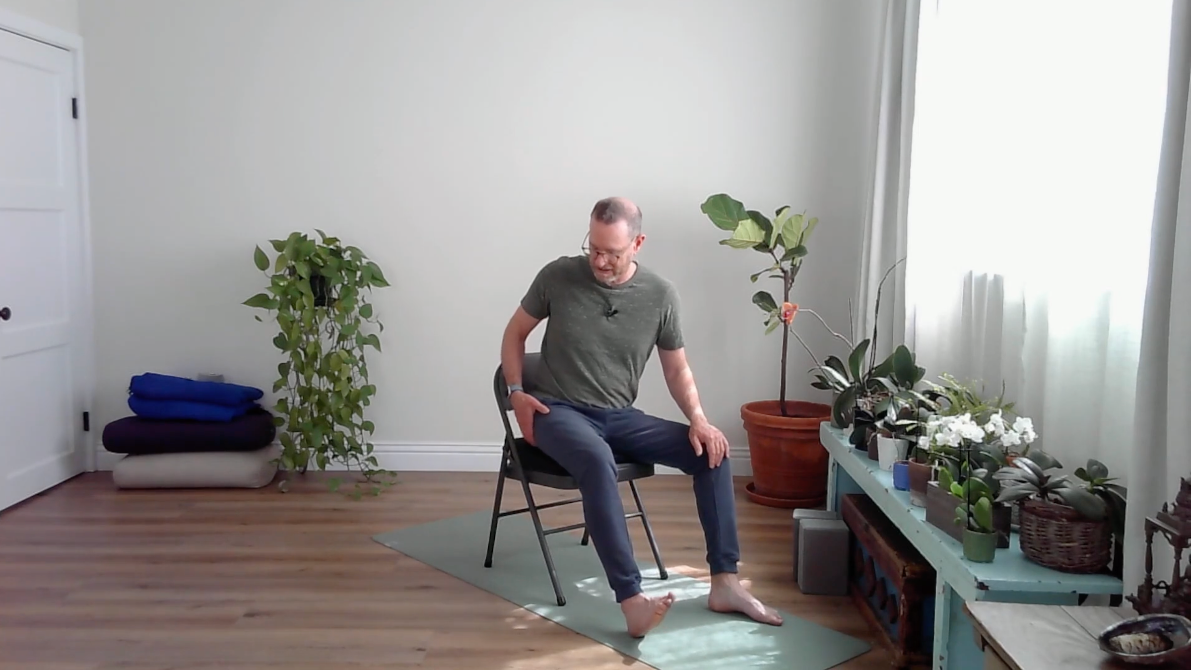chair yoga hip walks