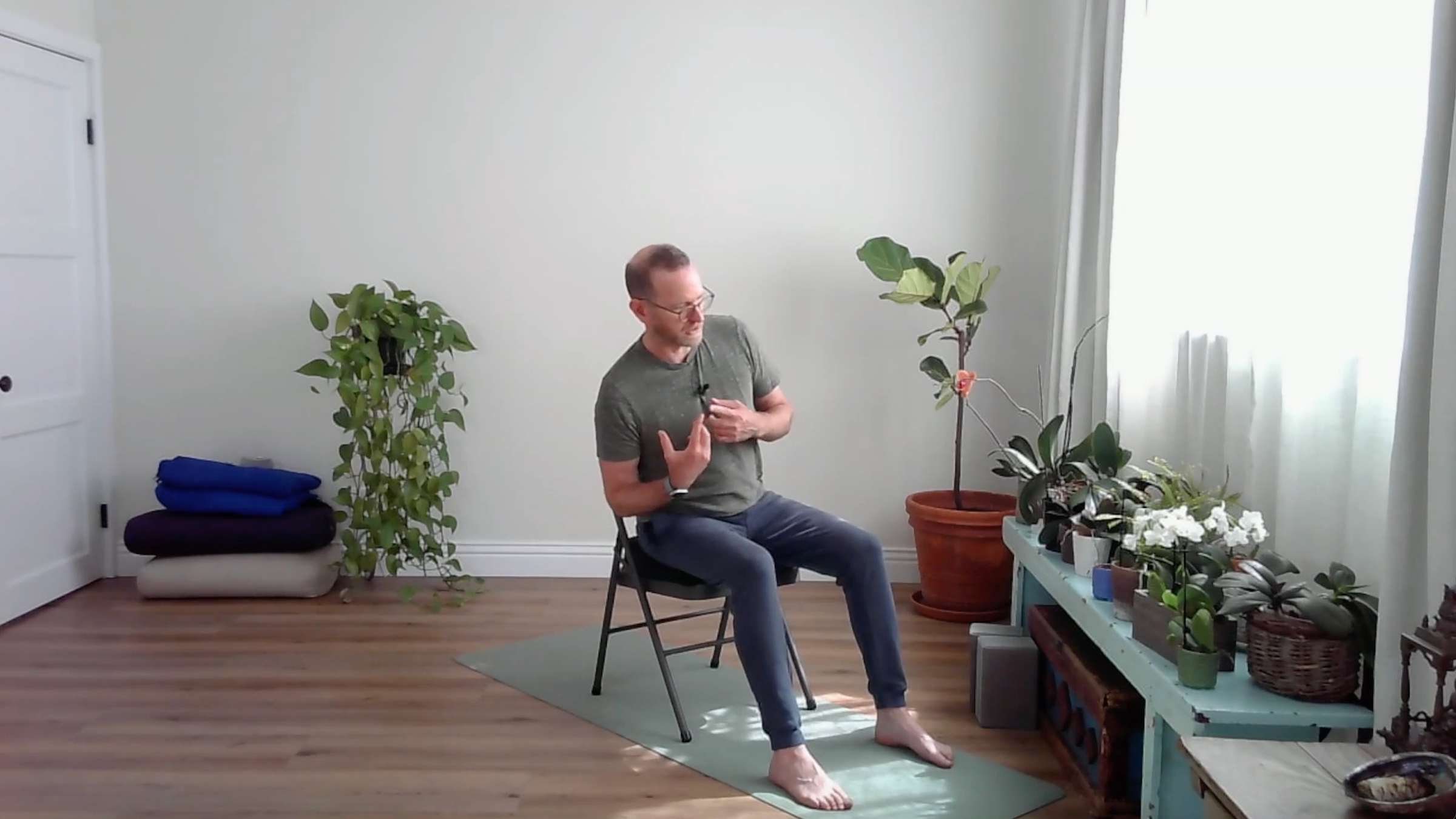 chair yoga torso circles