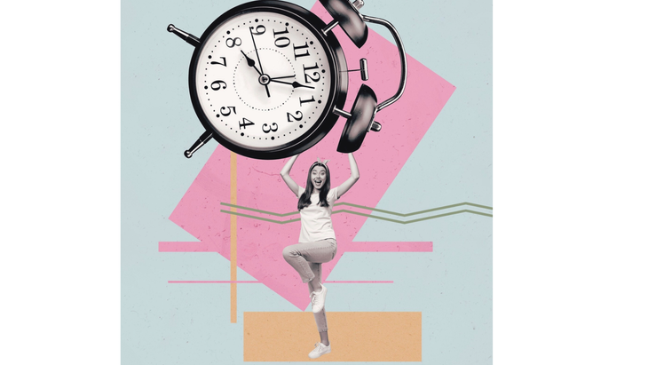 The Best Times of Day to Eat, Exercise, Create, and Sleep 2 Woman exercising during the kapha time of the ayurvedic clock or dinacharya
