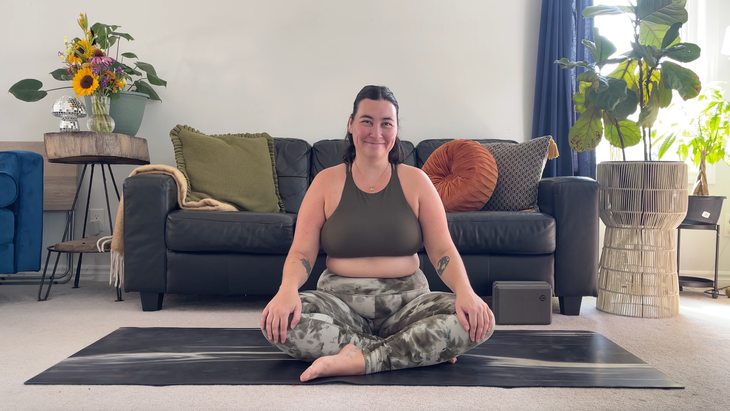 Yoga teacher Taylor Lorenz starts her lazy yoga practice in Easy Seat