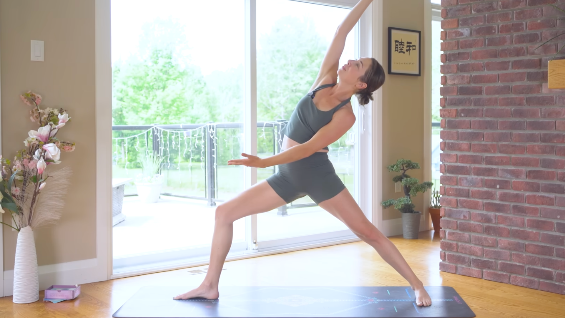 Woman in Reverse Warrior during a 10-minute morning yoga practice for core-strengthening