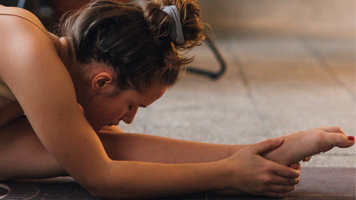 6 Soothing Yoga Practices on YouTube to Feel All Warm and Cozy