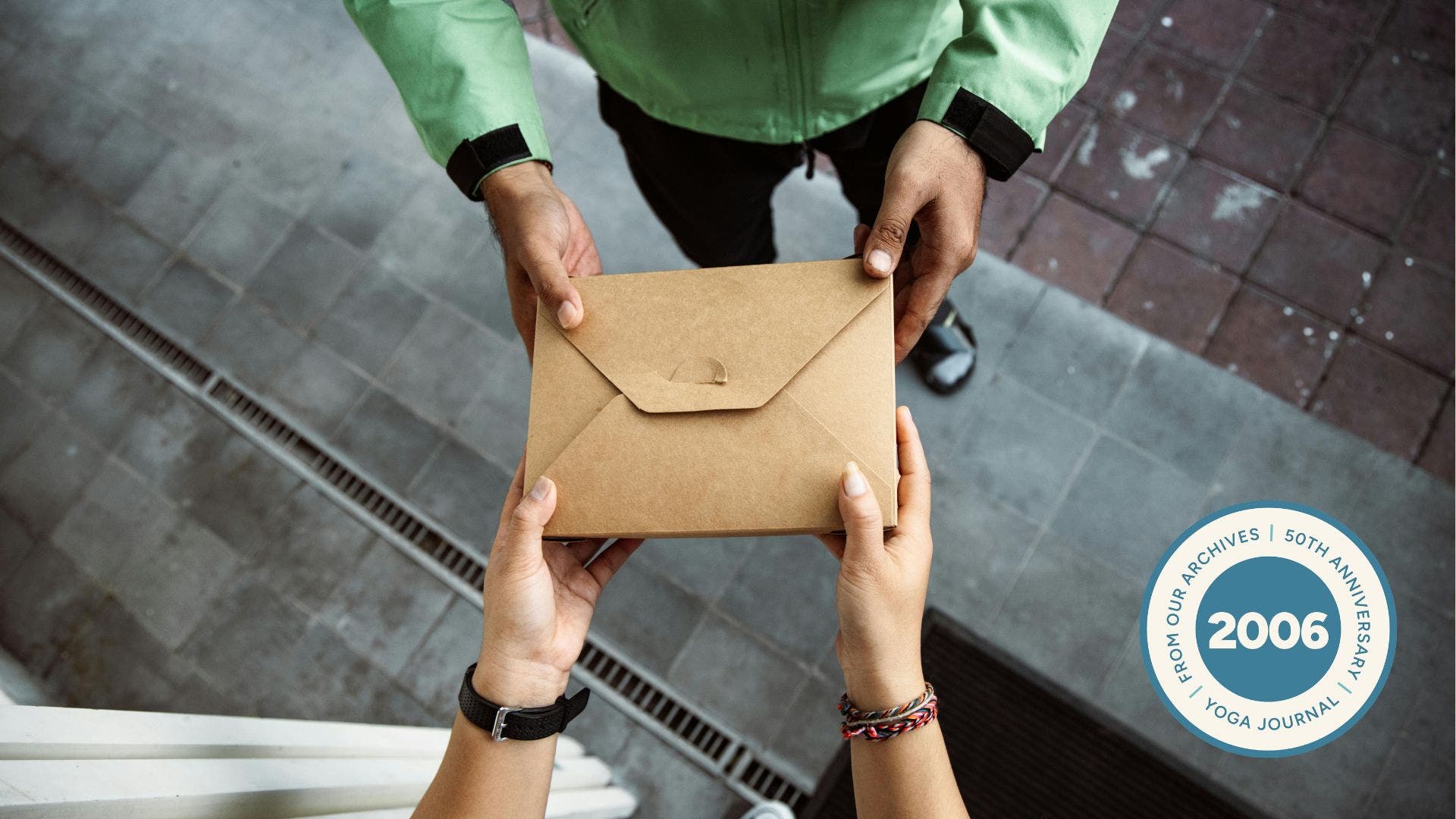 4 Simple Ways to Be More Generous (Without Overspending or Resenting)