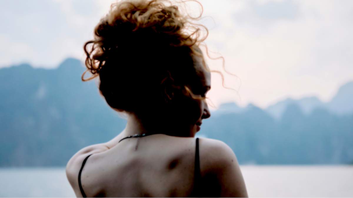 Your Weekly Horoscope for December 7-13, 2025: Finding Your Forward Momentum