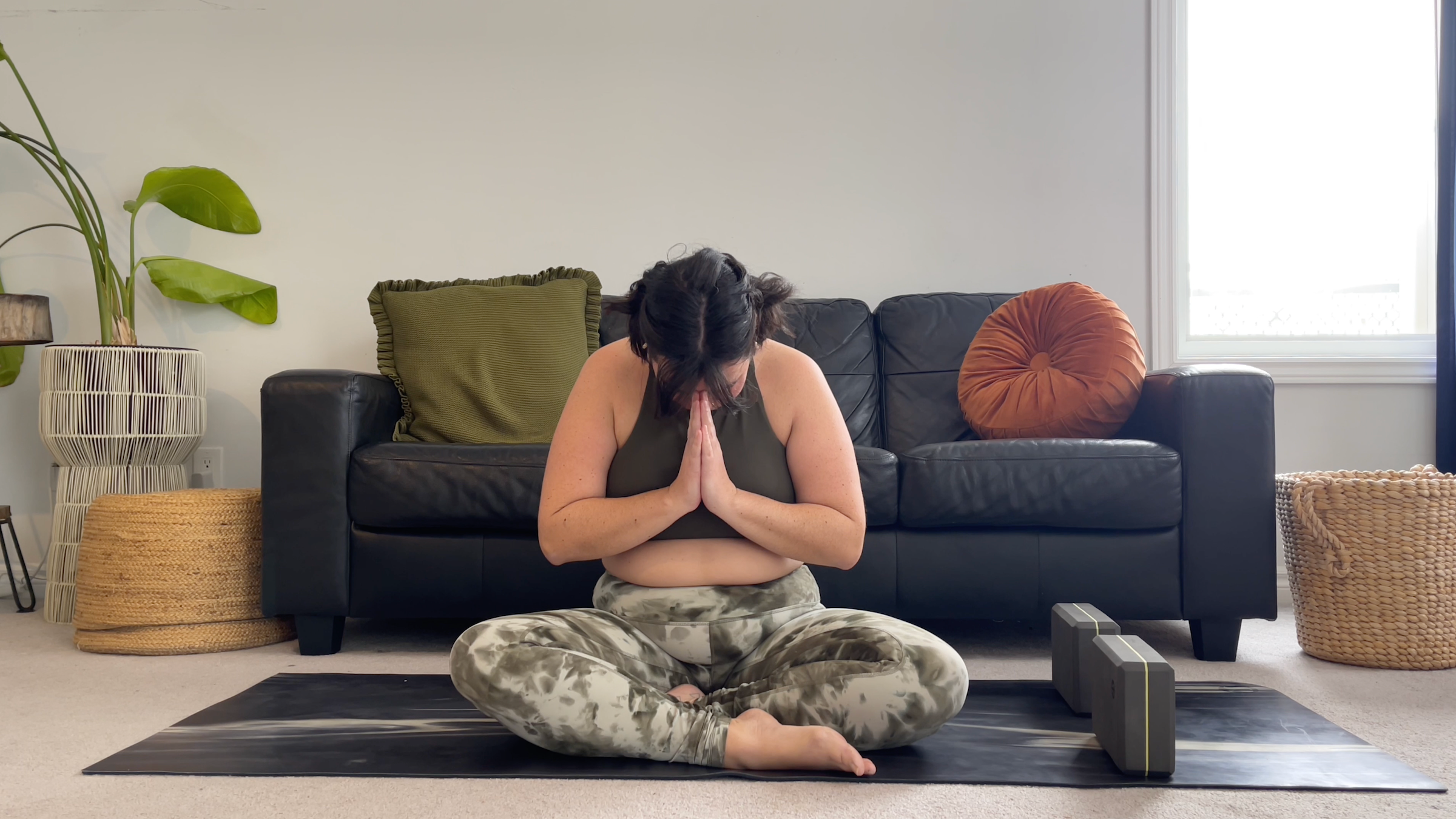 Teacher Taylor Lorenz in Closing Pose