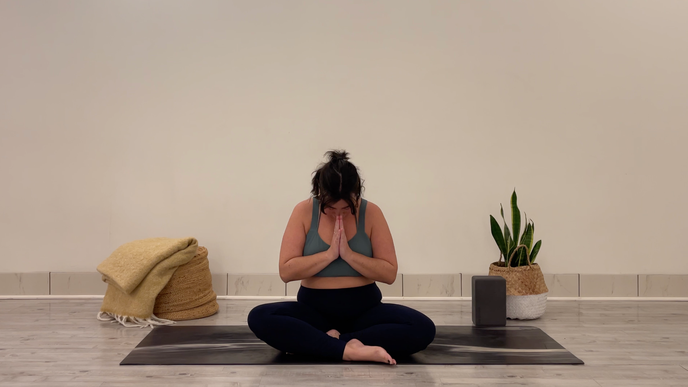 Teacher Taylor Lorenz in Closing Pose