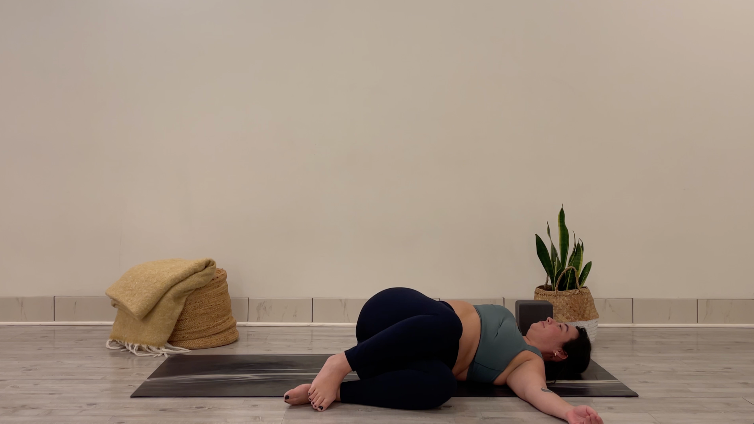 Teacher Taylor Lorenz in Reclined Twist