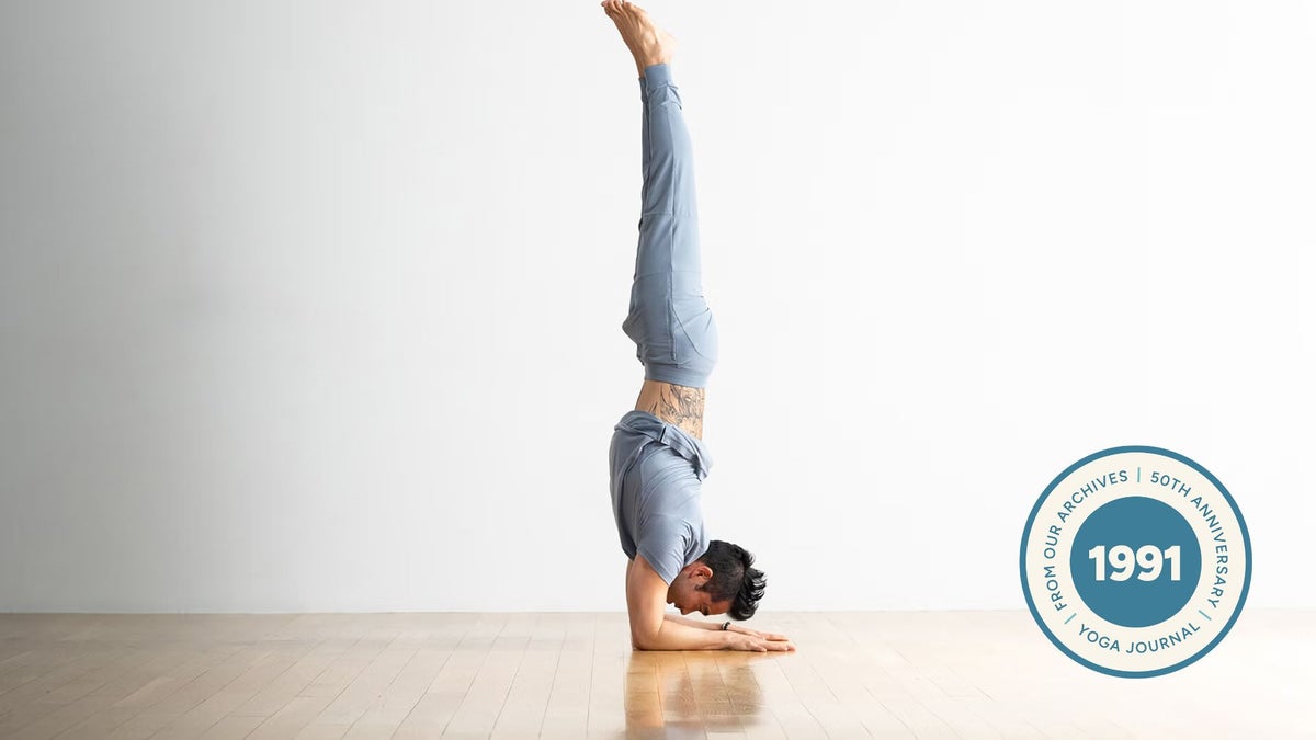Working on Your Pincha Mayurasana? Here's How to Prep for Forearm Stand.