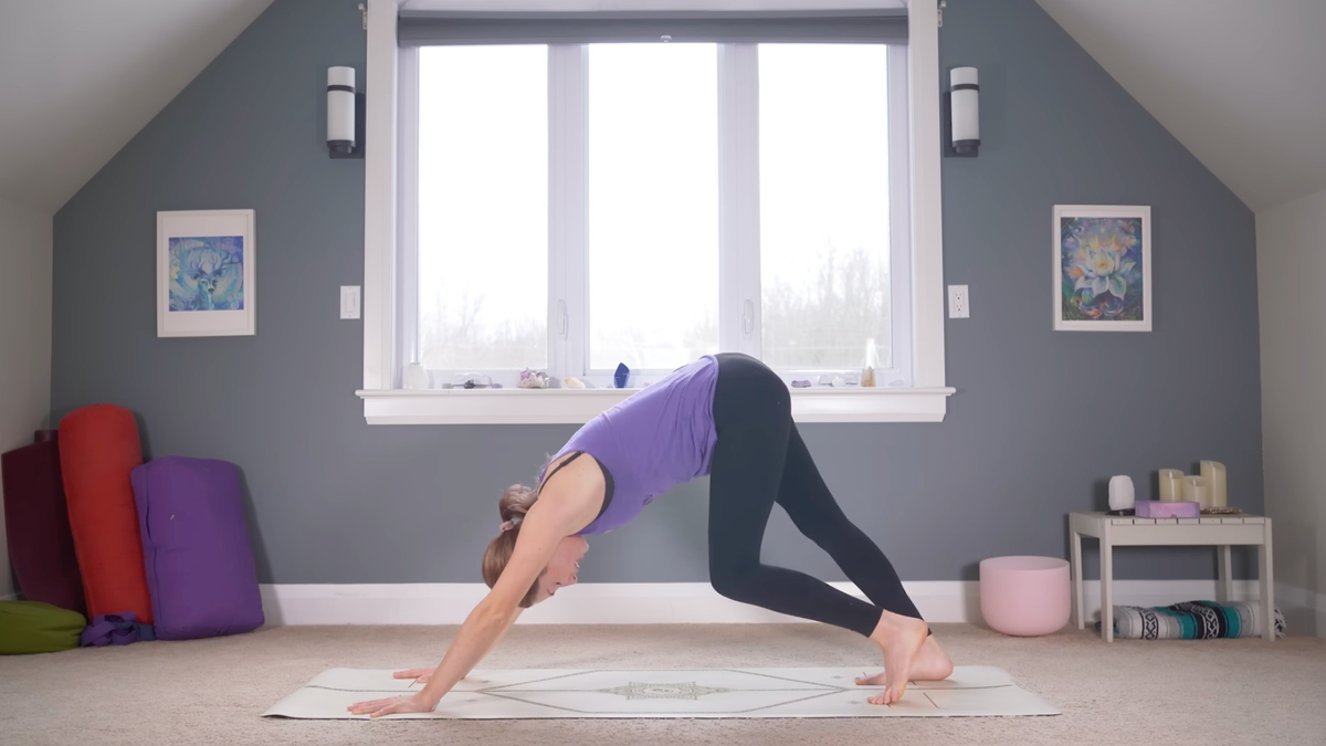 15-Minute Yoga for Beginners That You Can Practice Anytime