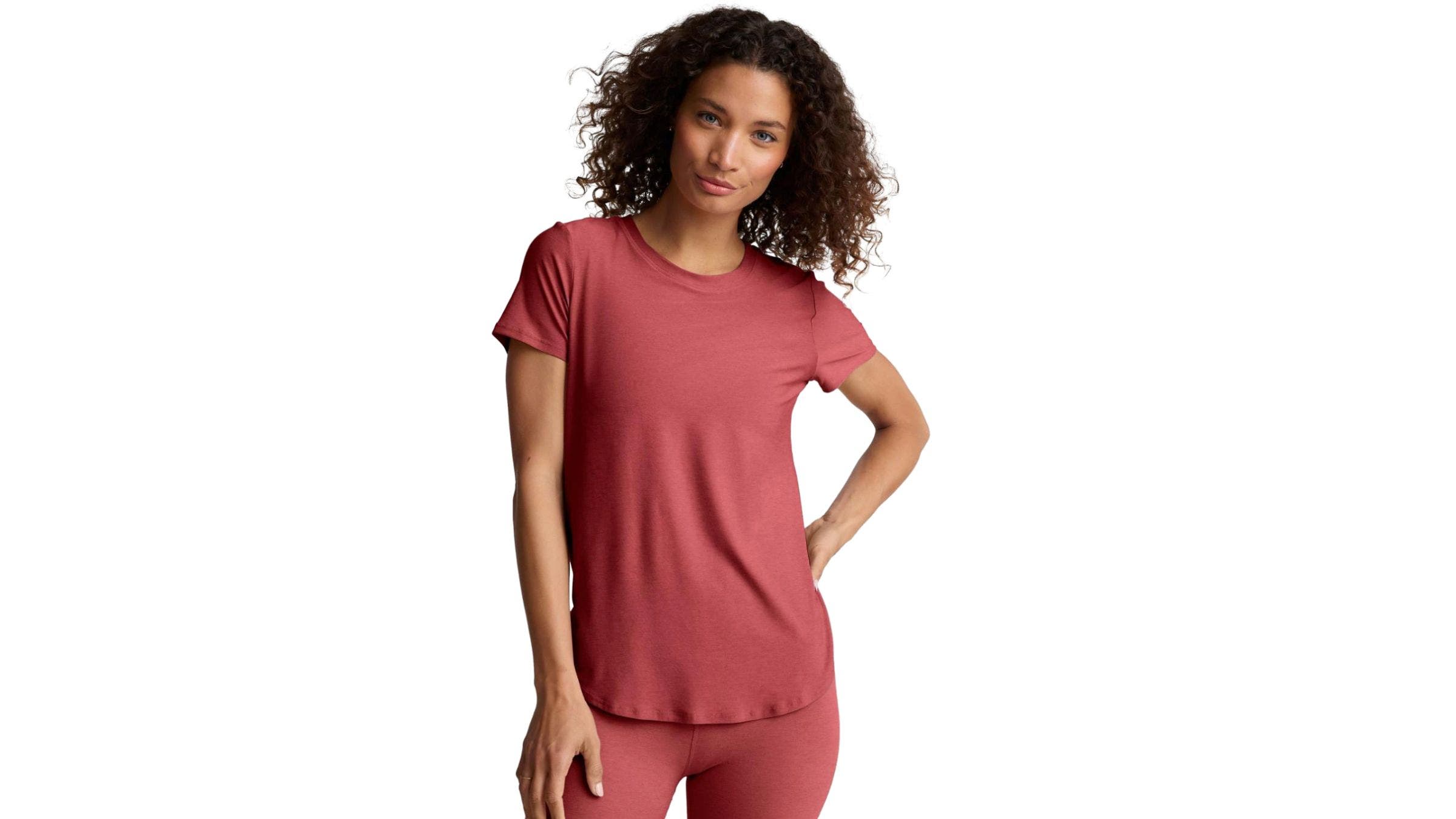 Kaos Latihan Beyond Yoga Pink