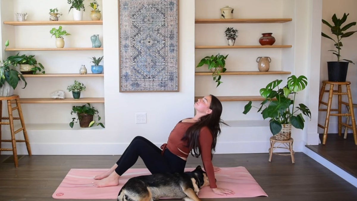 Feeling Anxious? Soothe Yourself With 10-Minute Gentle Yoga.