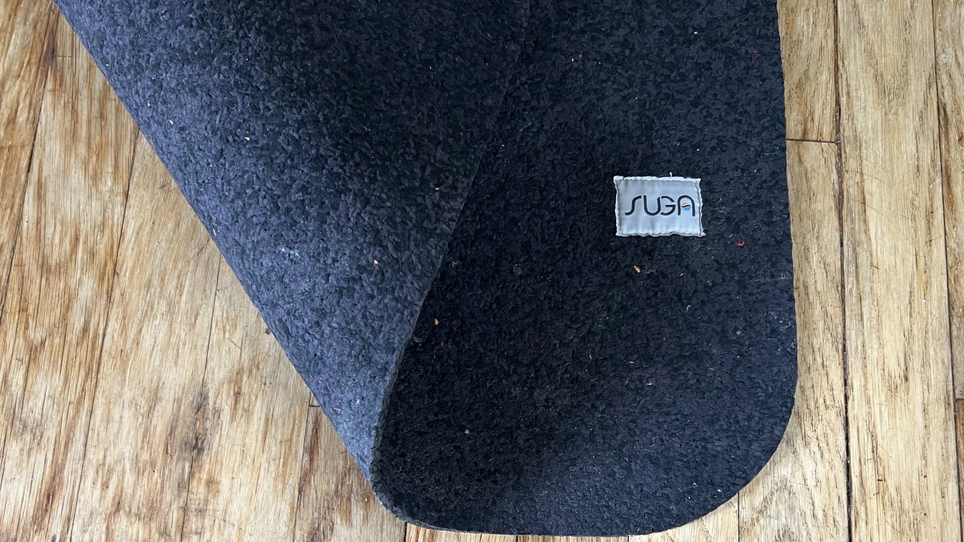 Suga Recycled Wetsuits Yoga Mat tester image