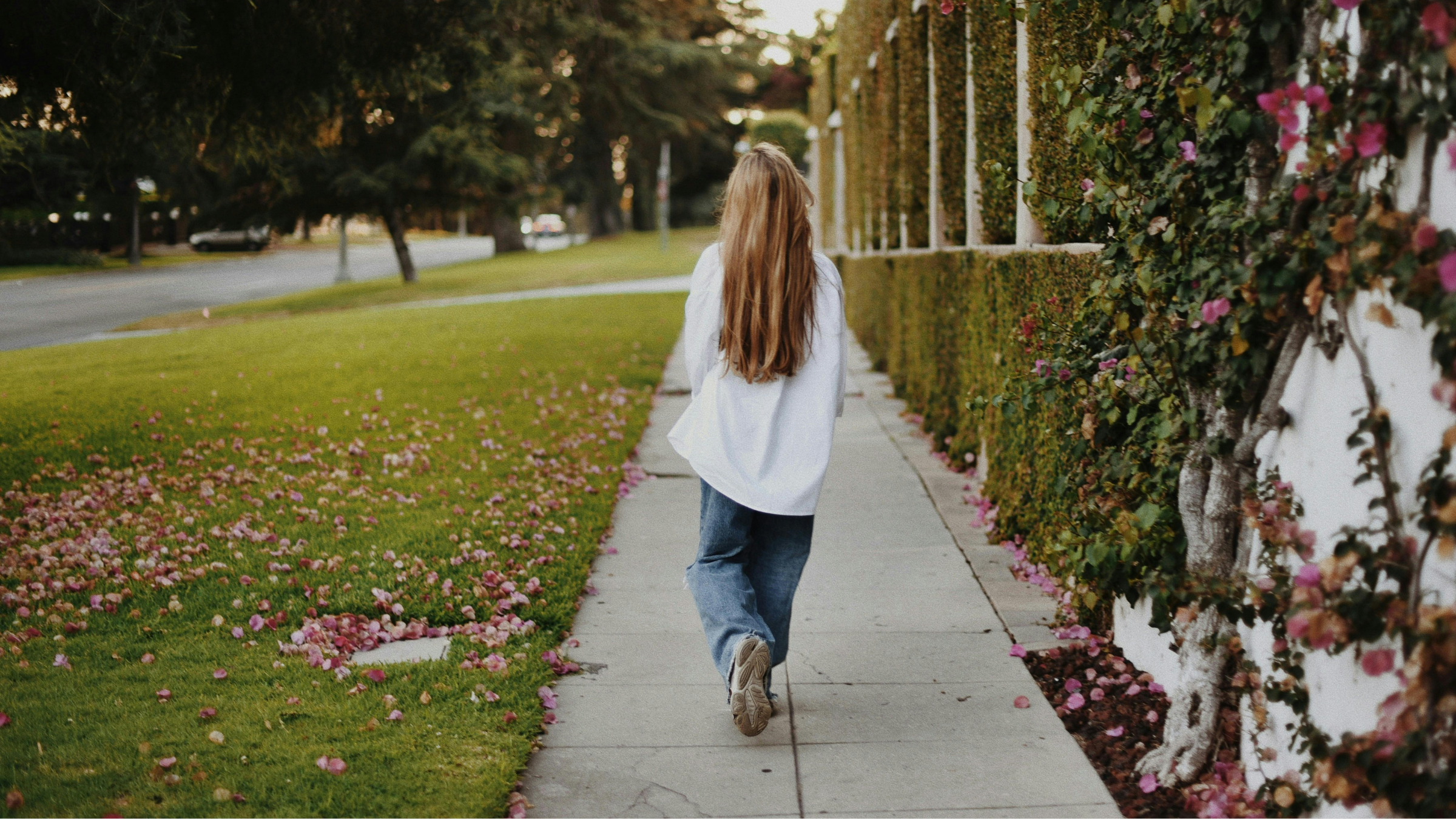This New Take on Moving Meditation Levels Up Your Daily Walk