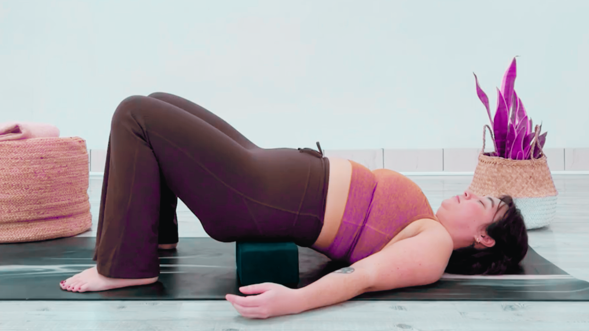 15-Minute Slow Yoga to Boost Your Energy