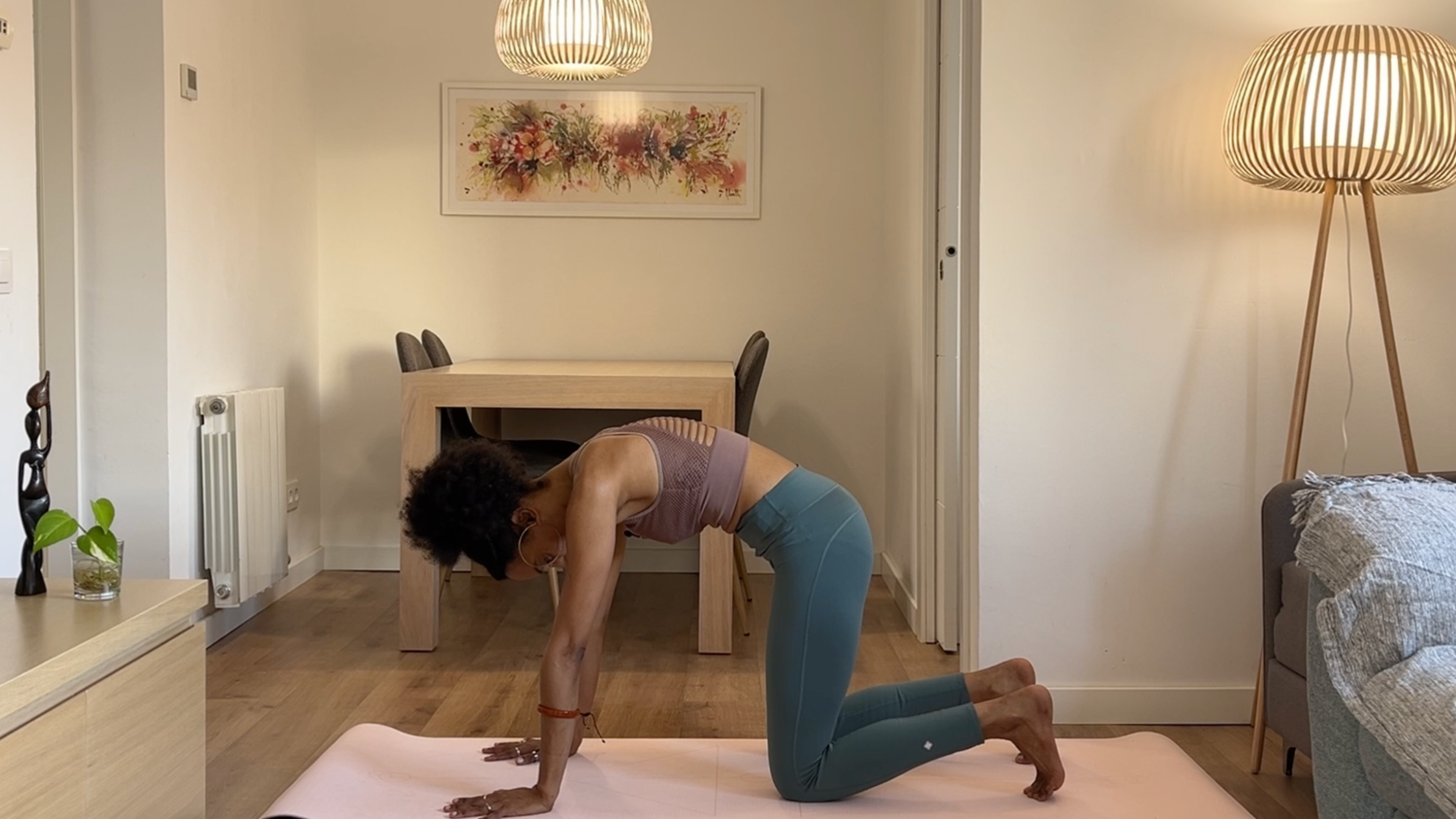 30-Minute Evening Yoga to Release Stress So You Can Relax