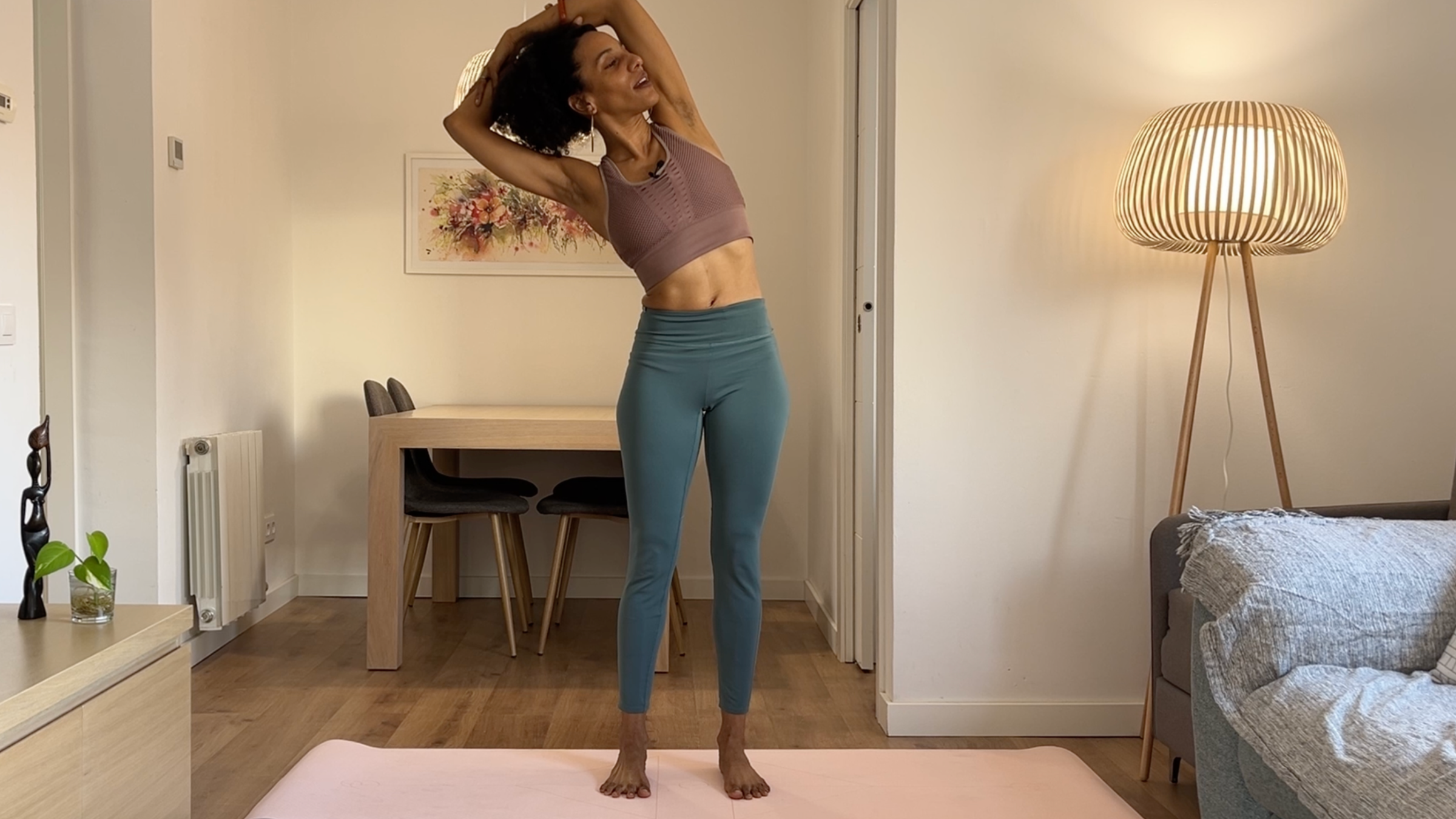 30-Minute Evening Yoga to Release Stress So You Can Relax