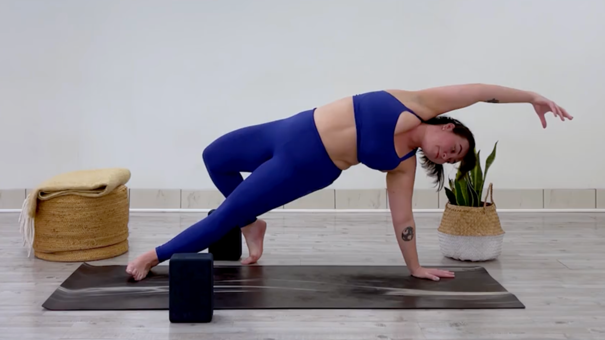 Teacher Taylor Lorenz in Wild Thing