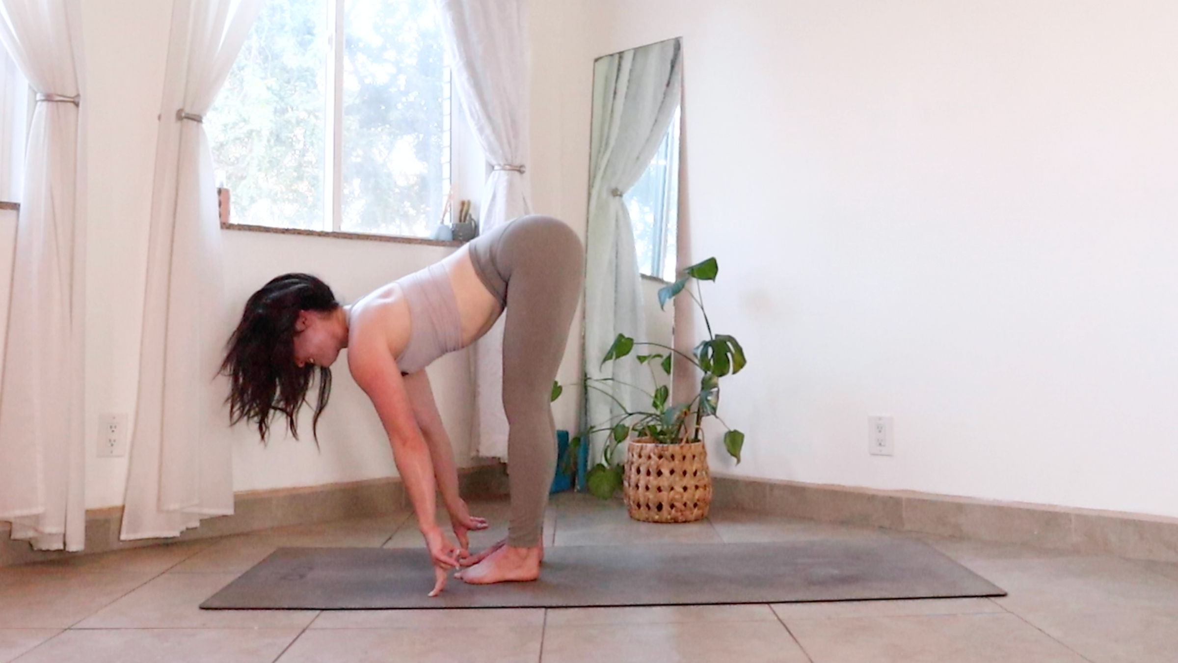 15-Minute Morning Yoga to Ease Tension in Your Entire Body