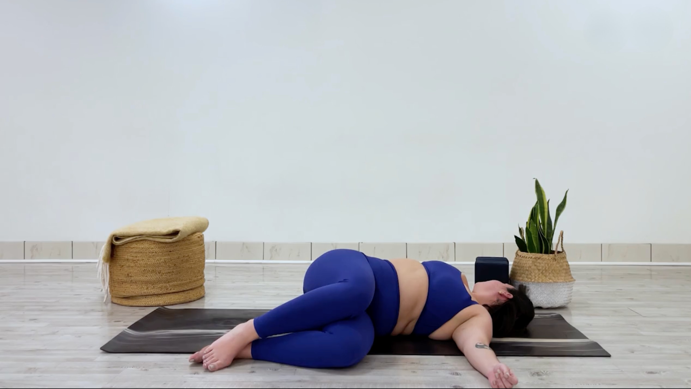 Teacher Taylor Lorenz in Reclined Twist