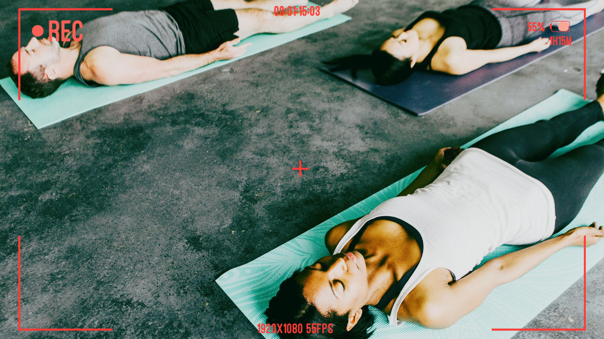 The Problem With Everyone Filming Themselves During Yoga Class