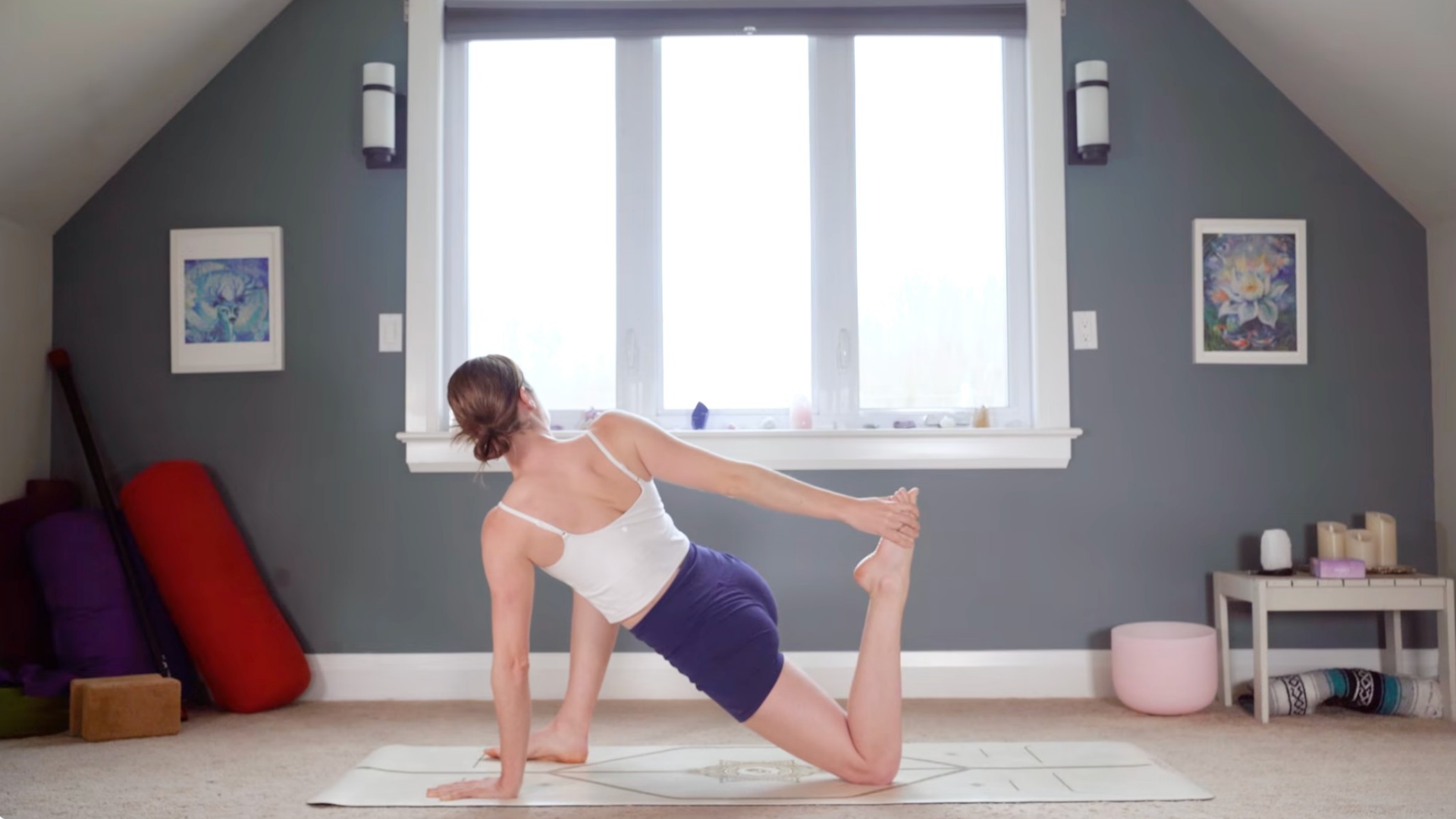 15-Minute Morning Yoga to Move Your Entire Body (With Minimal Cues)