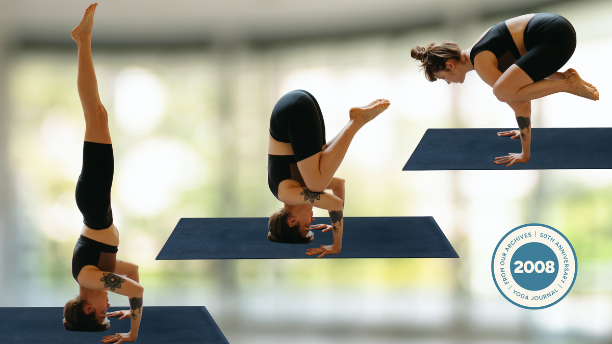 This Challenging Yoga Transition Teaches You to Stay Positive and Present