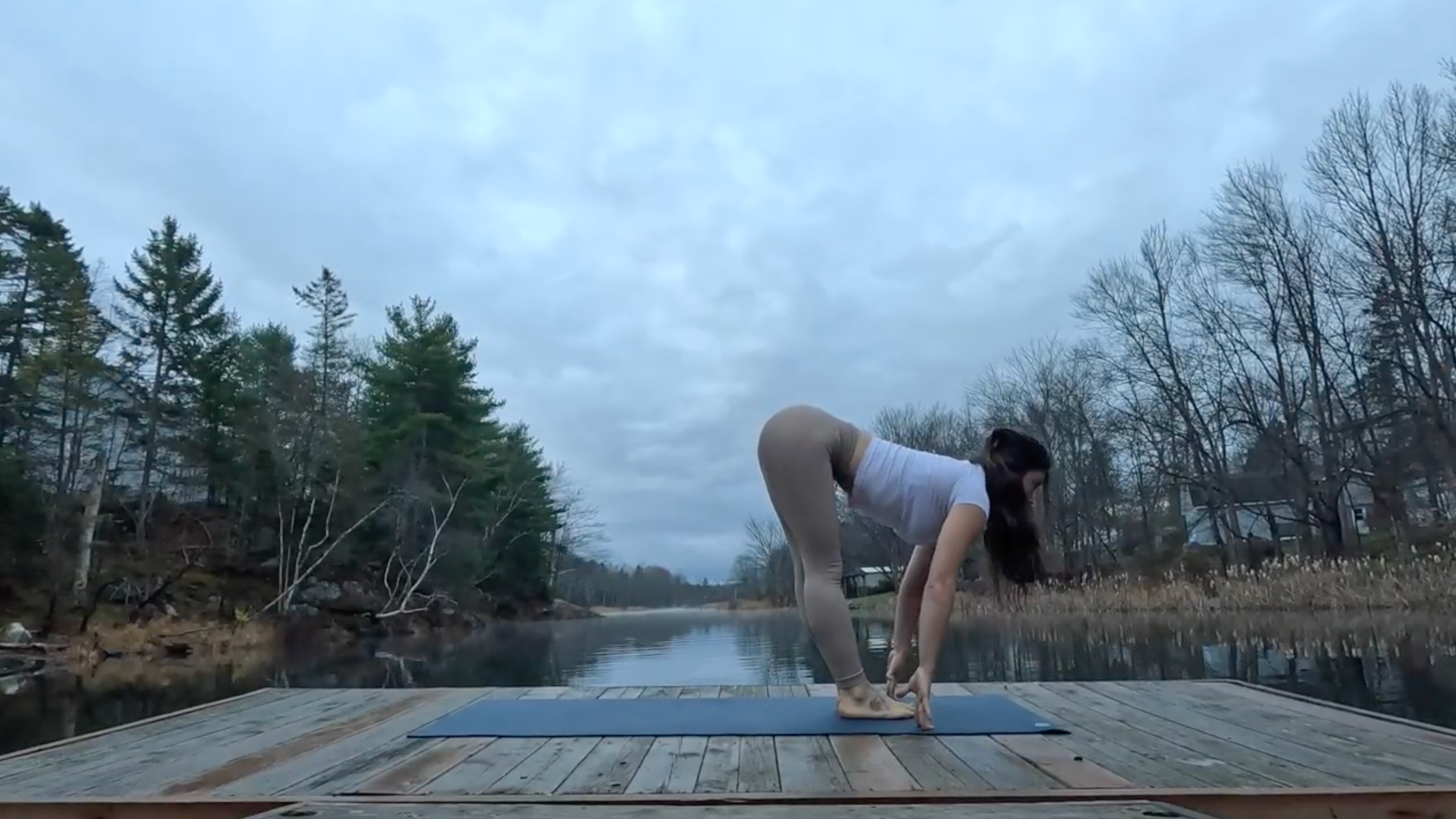 10-Minute Morning Yoga for a Full-Body Wake Up