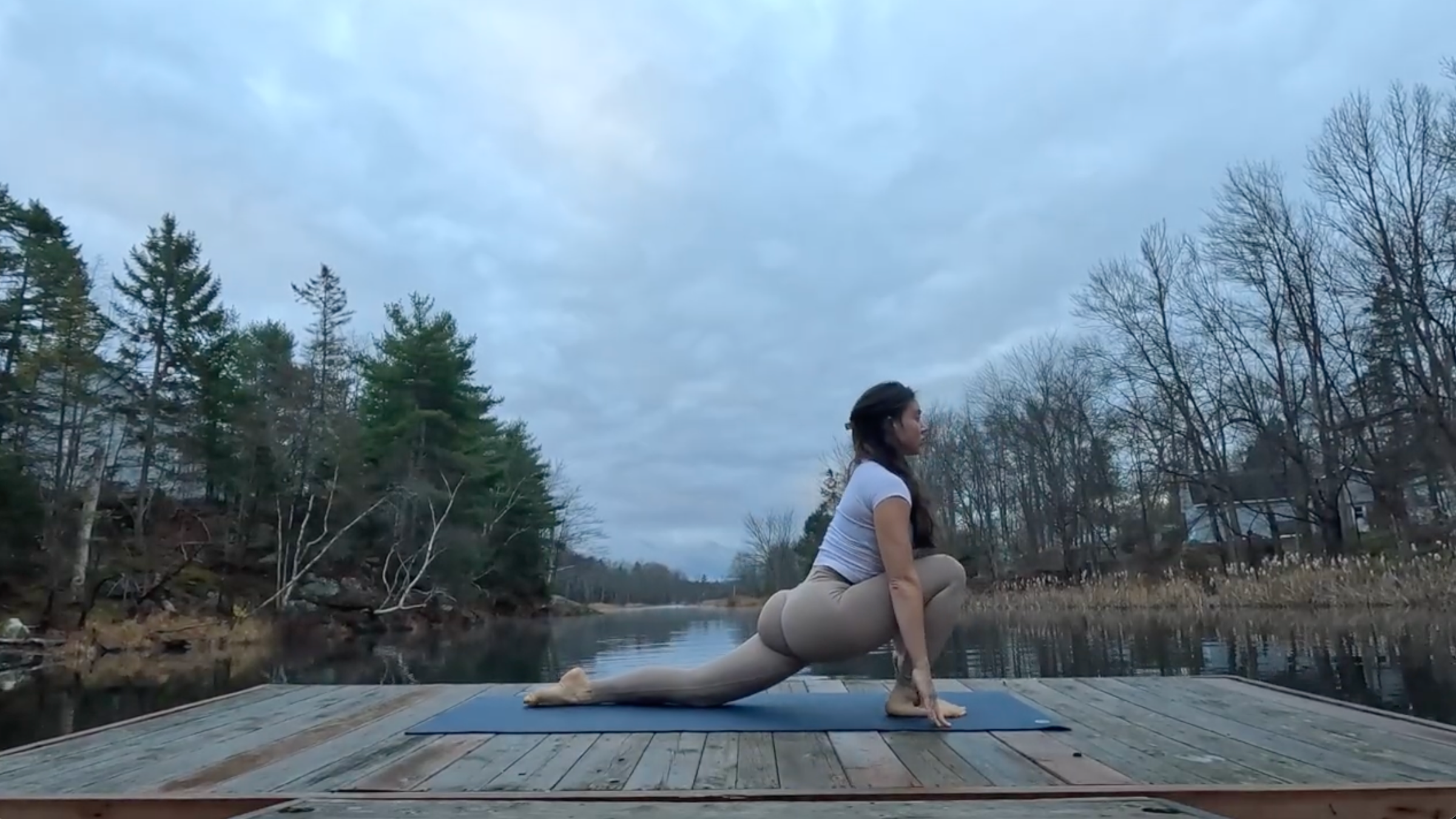 10-Minute Morning Yoga for a Full-Body Wake Up