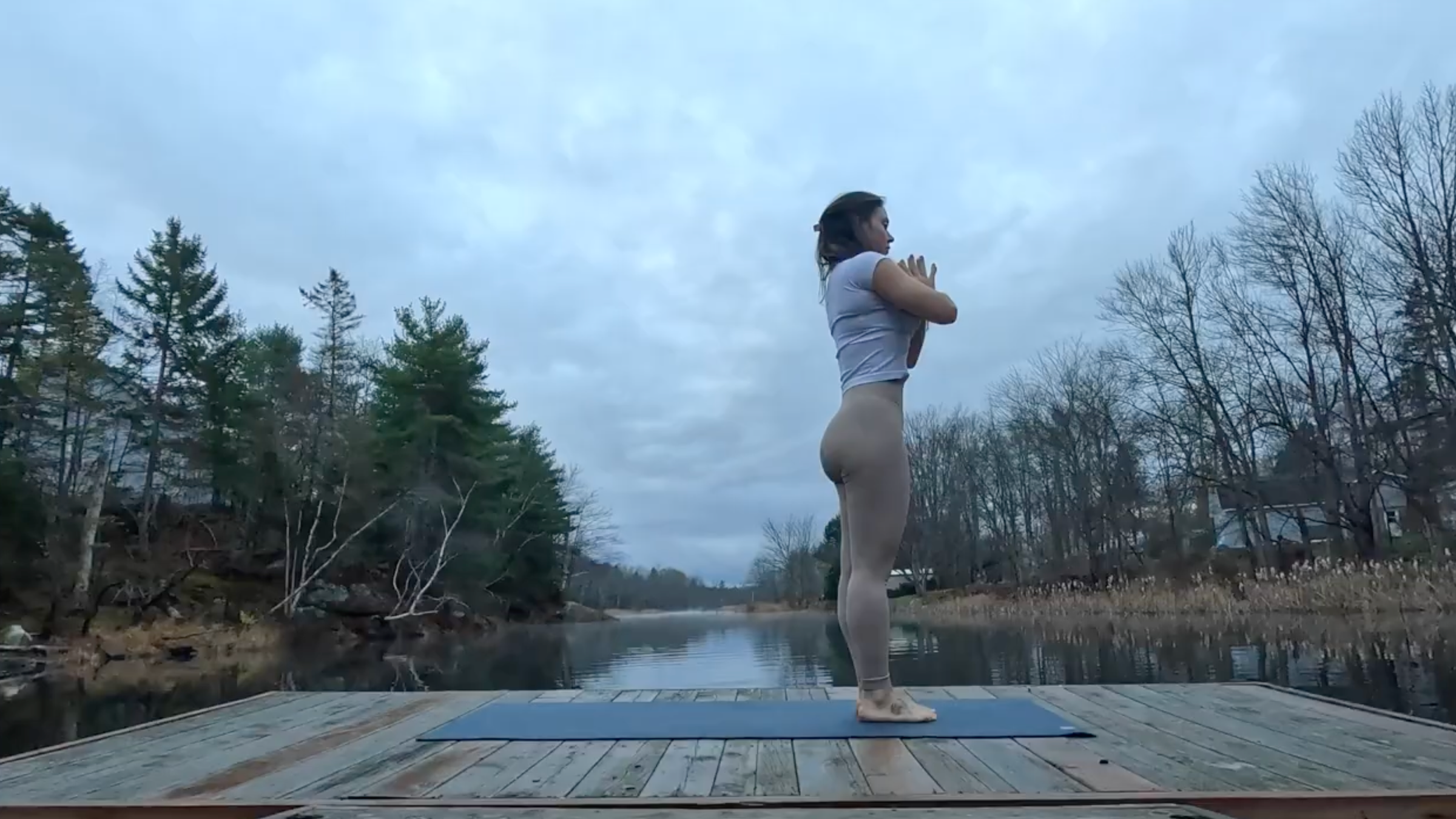 10-Minute Morning Yoga for a Full-Body Wake Up