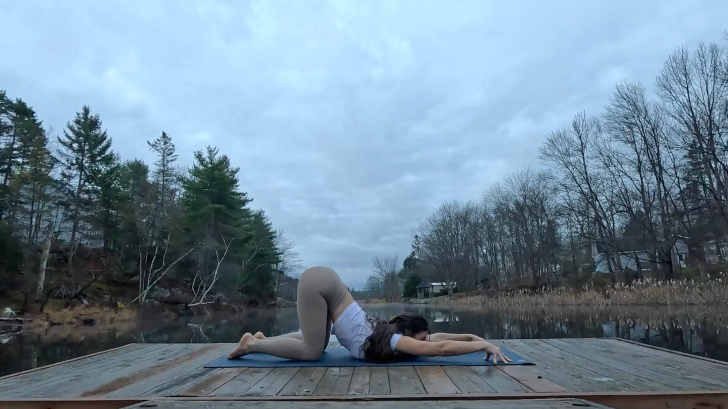 10-Minute Morning Yoga for a Full-Body Wake Up