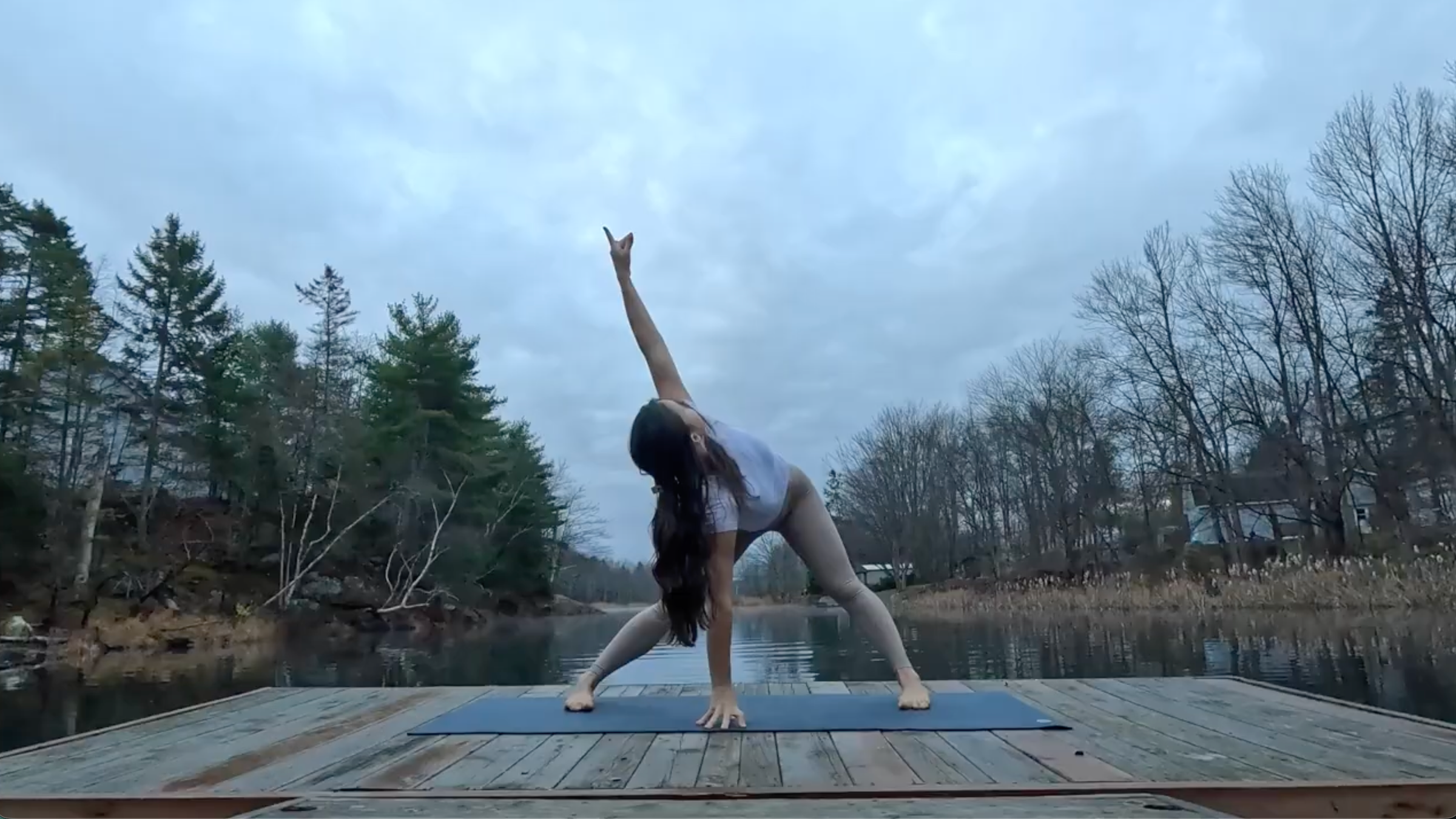 10-Minute Morning Yoga for a Full-Body Wake Up