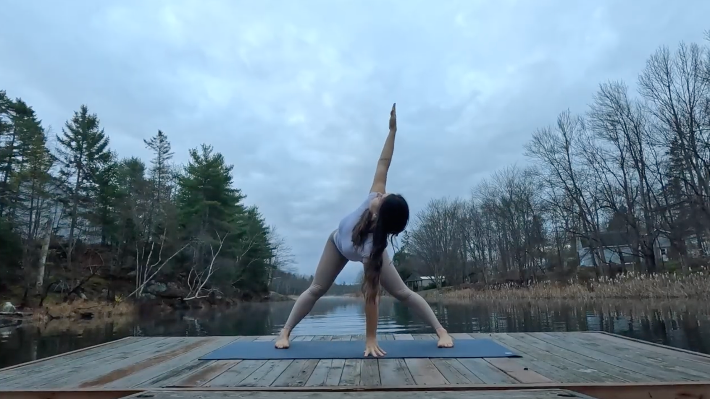10-Minute Morning Yoga for a Full-Body Wake Up