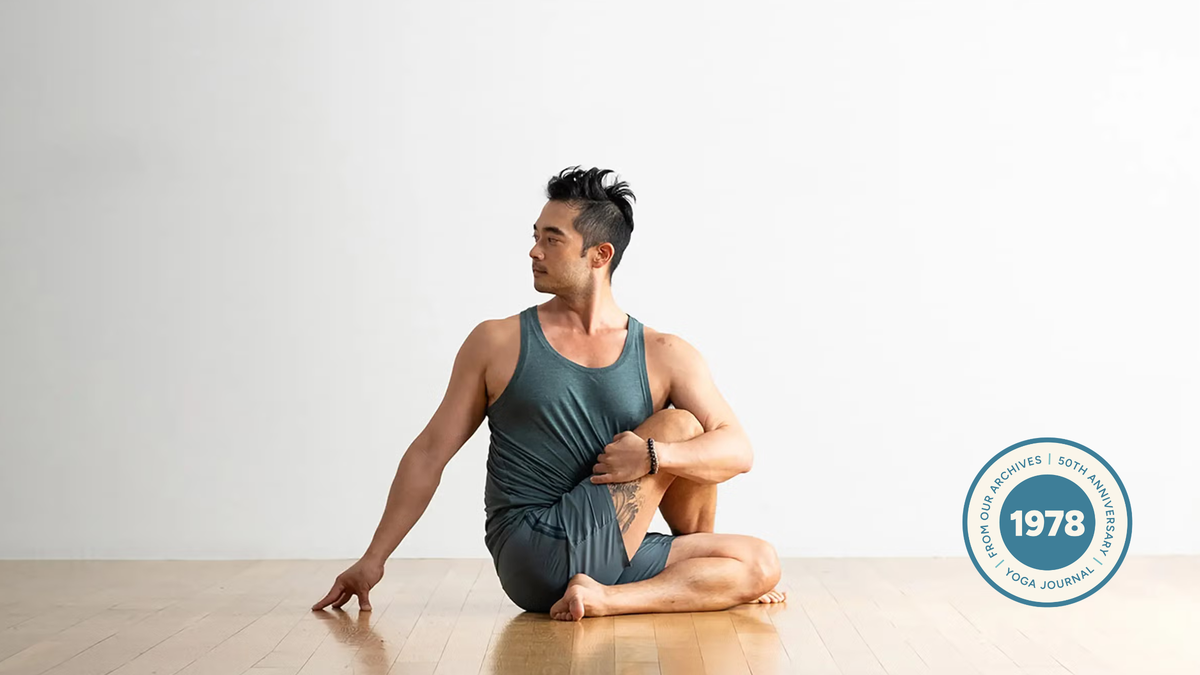 This Seated Twisting Pose Helps Unravel Your Unhelpful Patterns