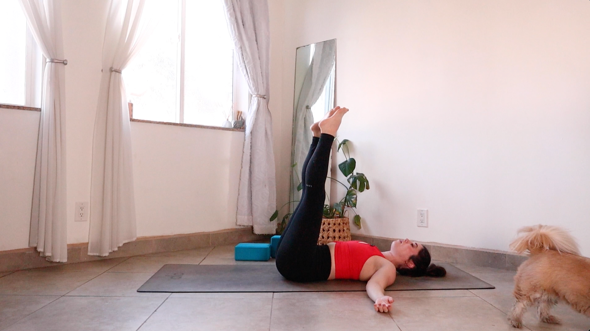 13-Minute Core-Strengthening Practice to Support Your Yoga