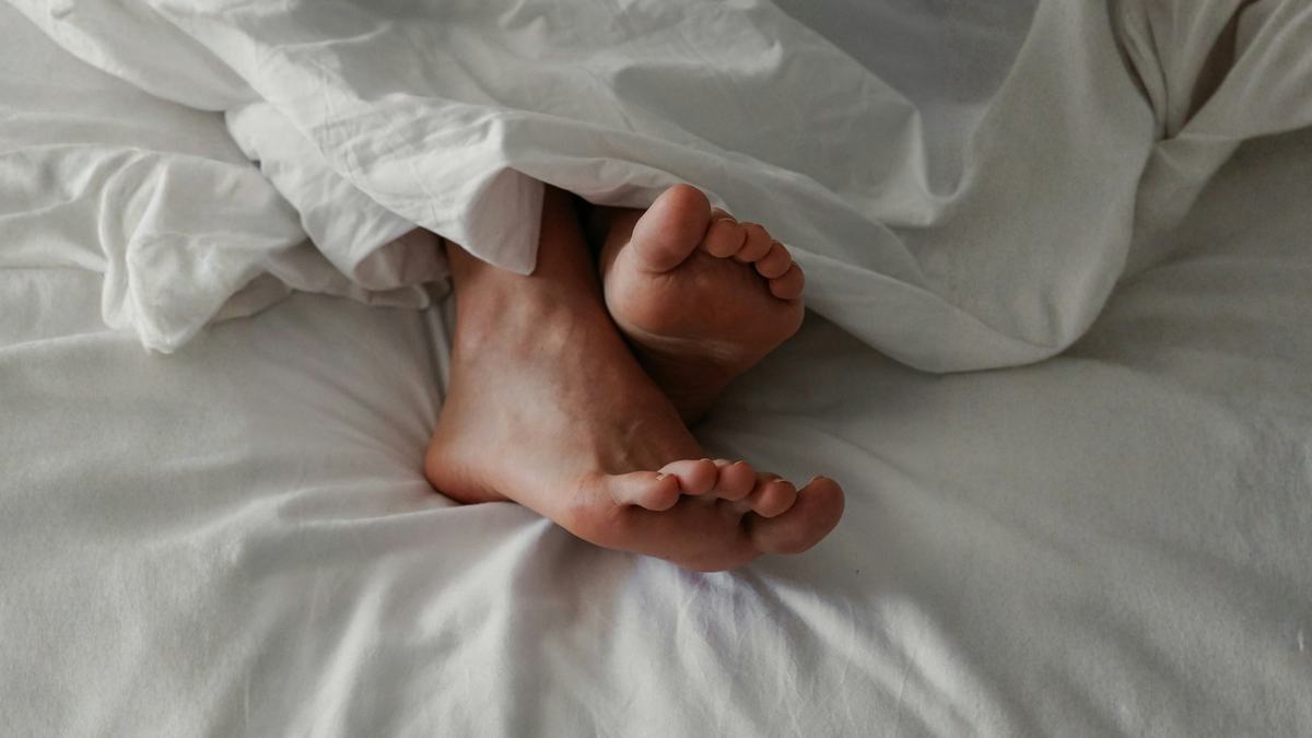 5-Minute Foot Stretching and Strengthening Exercises to Release Stiffness