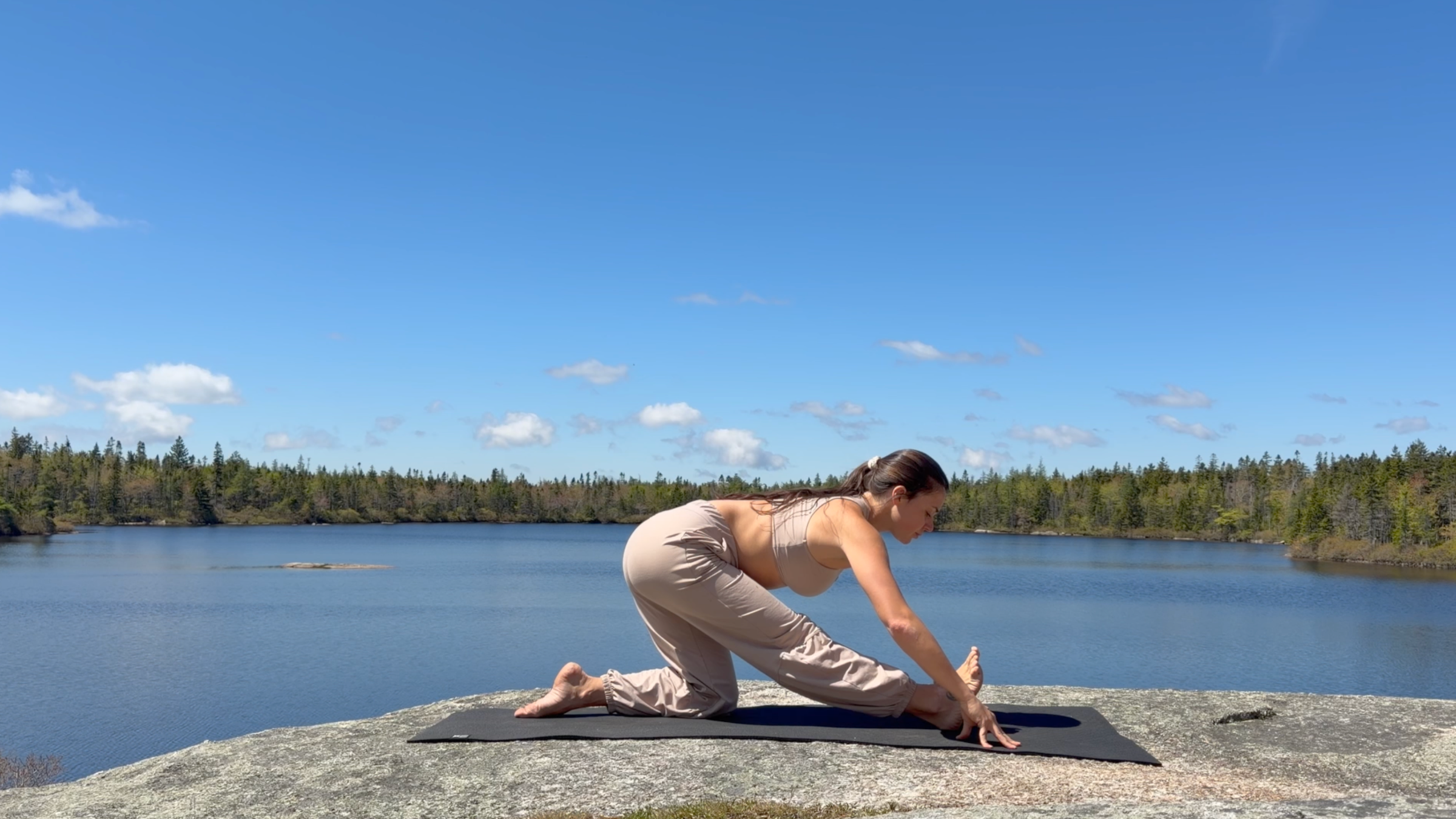 Yoga teacher Emily Baltzer in Half Splits