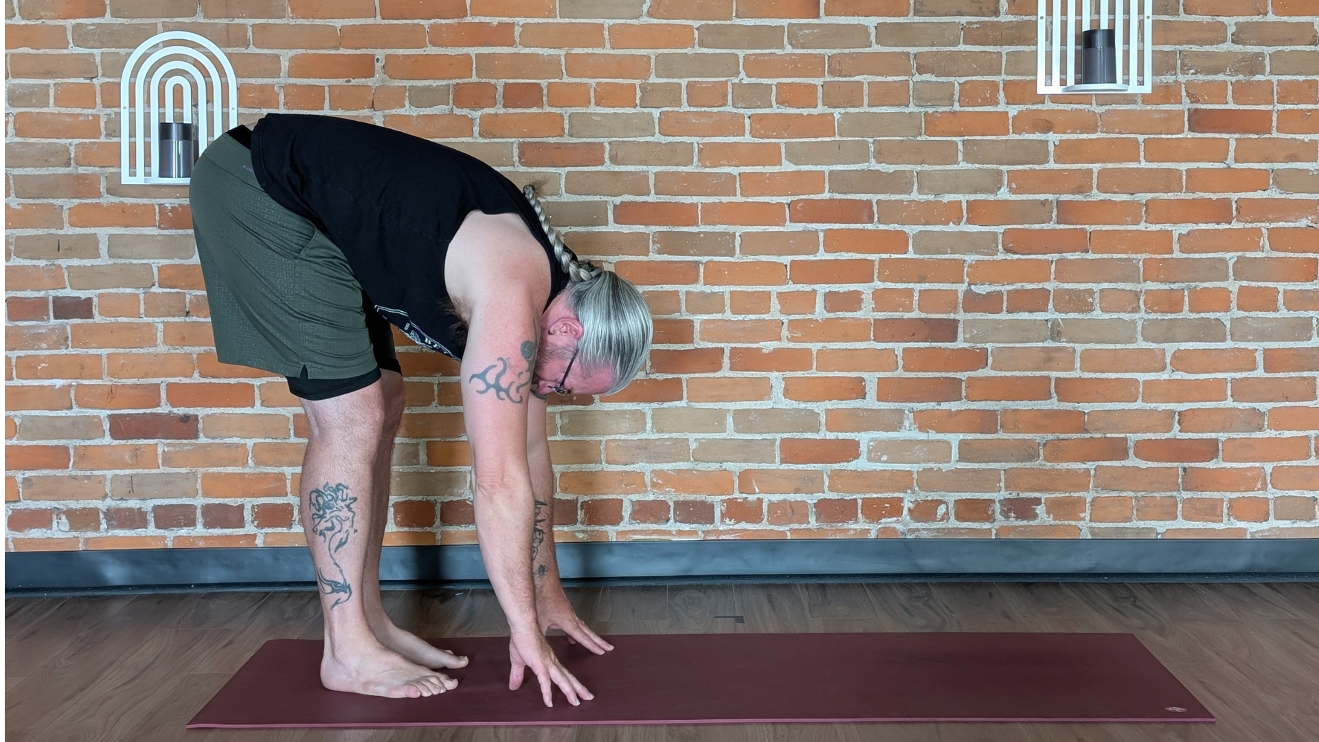 10-Minute Hip-Stretching Routine You Can Do Literally Every Day