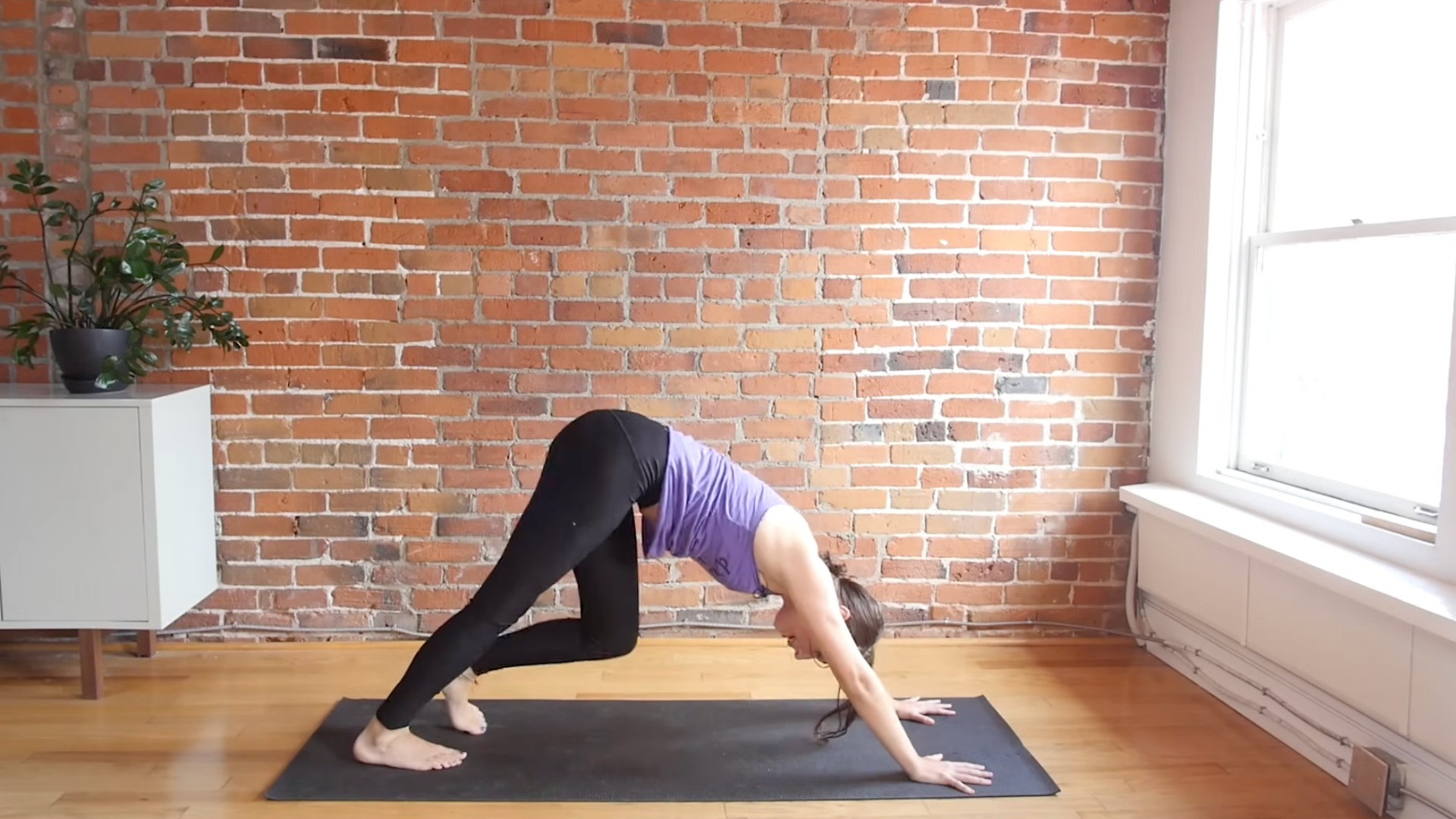 15-Minute Yoga to Challenge Your Balance (In a Good Way)