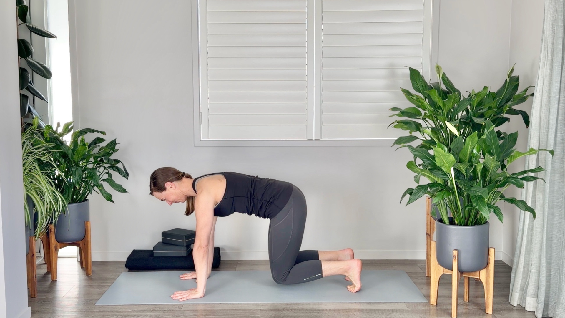 How to Strengthen Your Core in (Almost) Any Yoga Pose