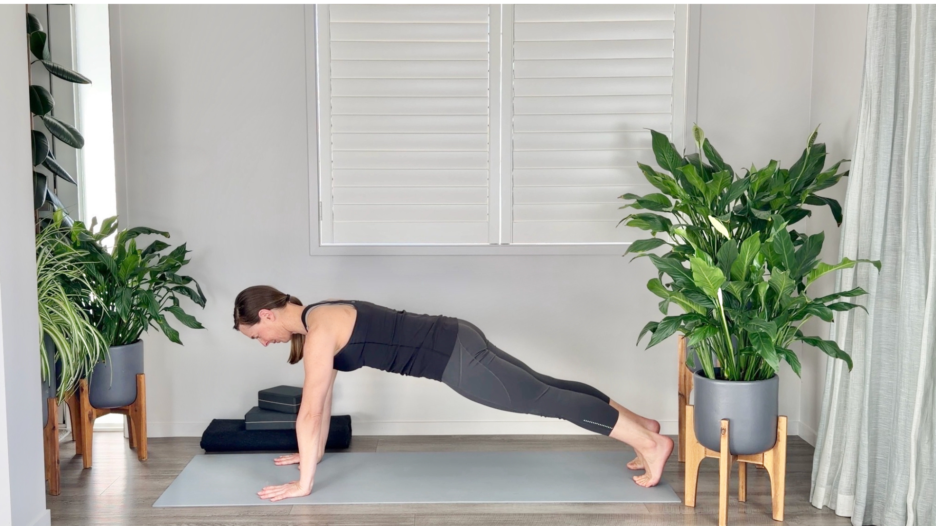 How to Strengthen Your Core in (Almost) Any Yoga Pose