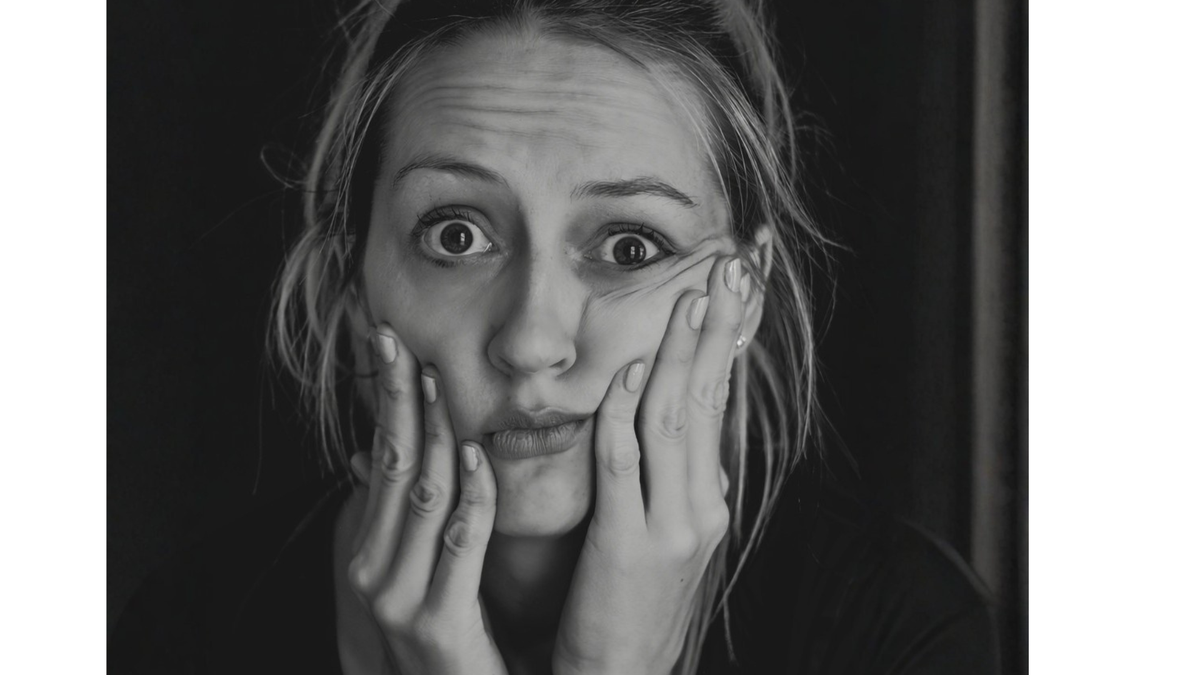 How to Handle the Challenging Situations Yoga Teacher Trainings Don’t Talk About
