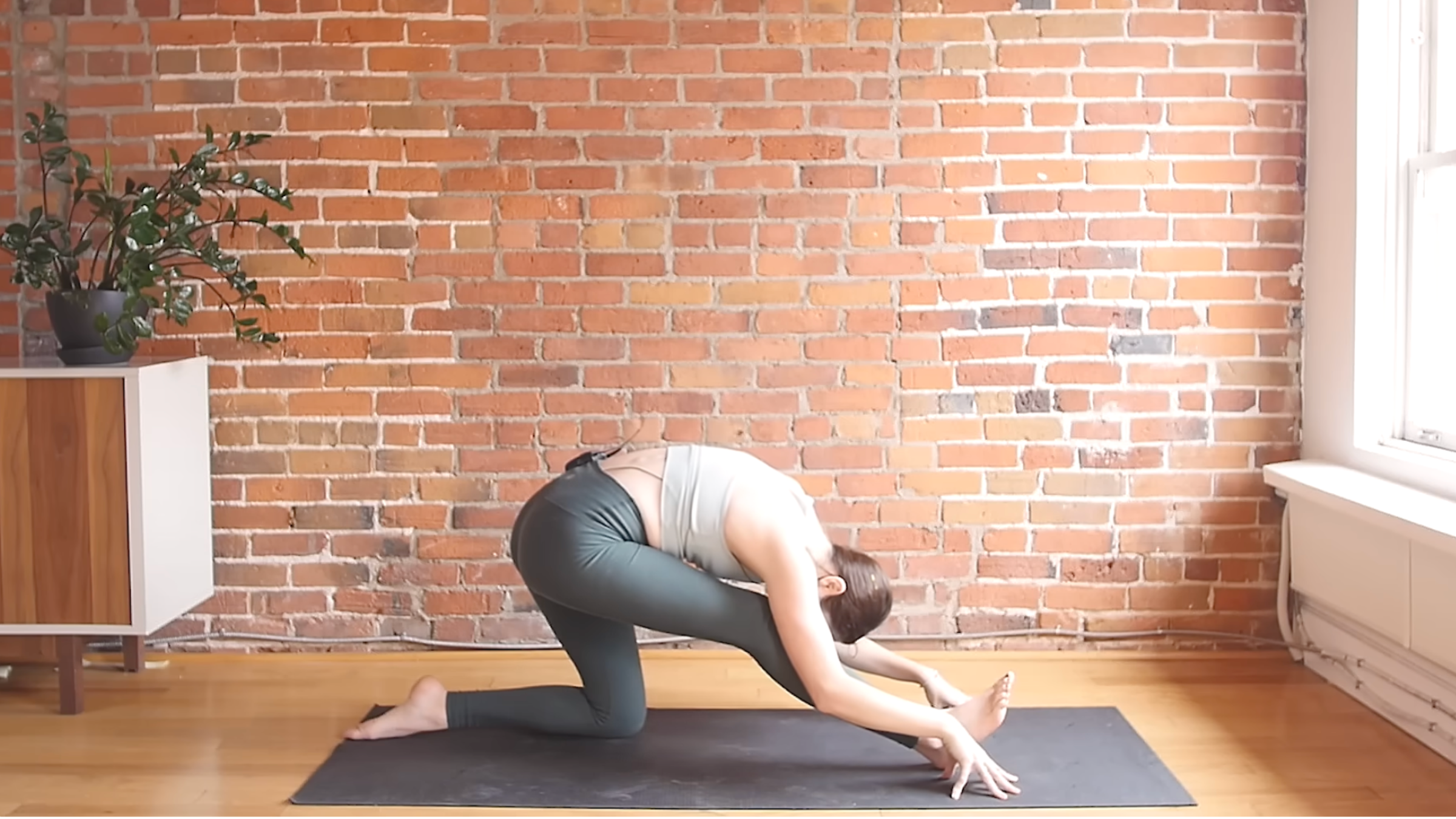 15-Minute Hip Stretches for the Relief You Need