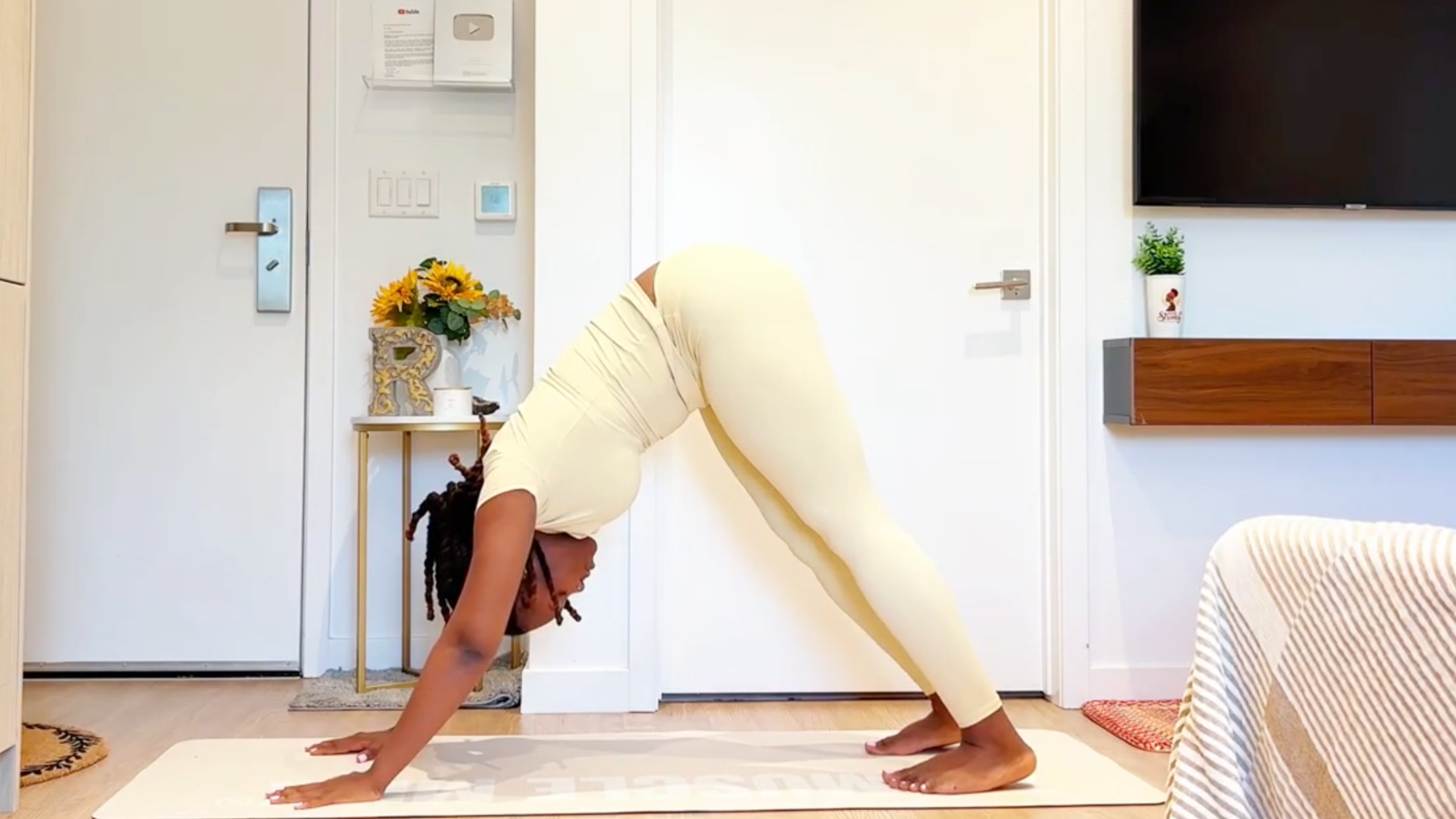 5-Minute Morning Yoga Flow to Start Your Day With Less Stress