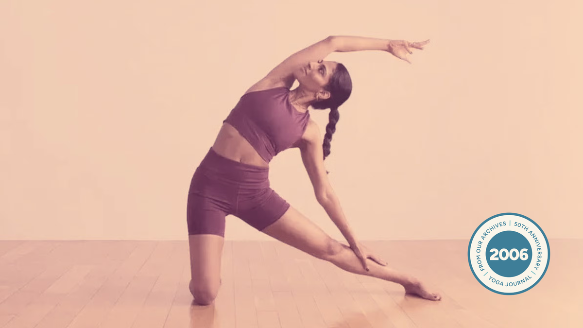 Gate Pose Gives Your Side Body the Attention It Deserves