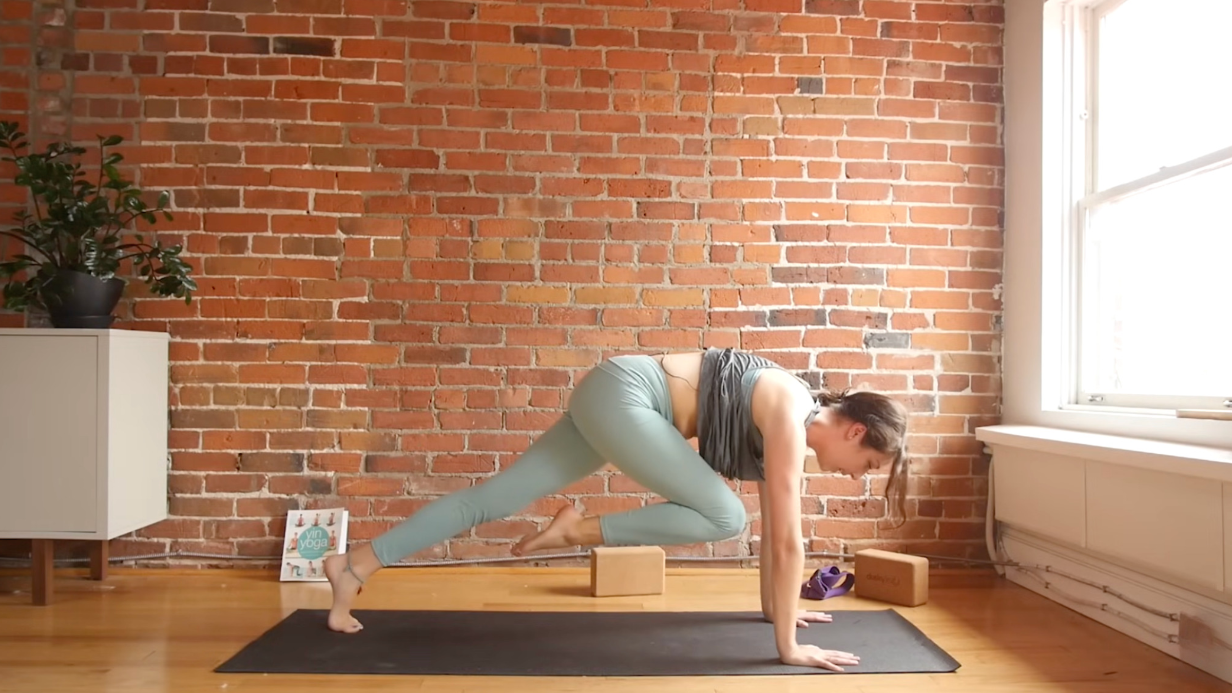 10-Minute Yoga for Core Strengthening