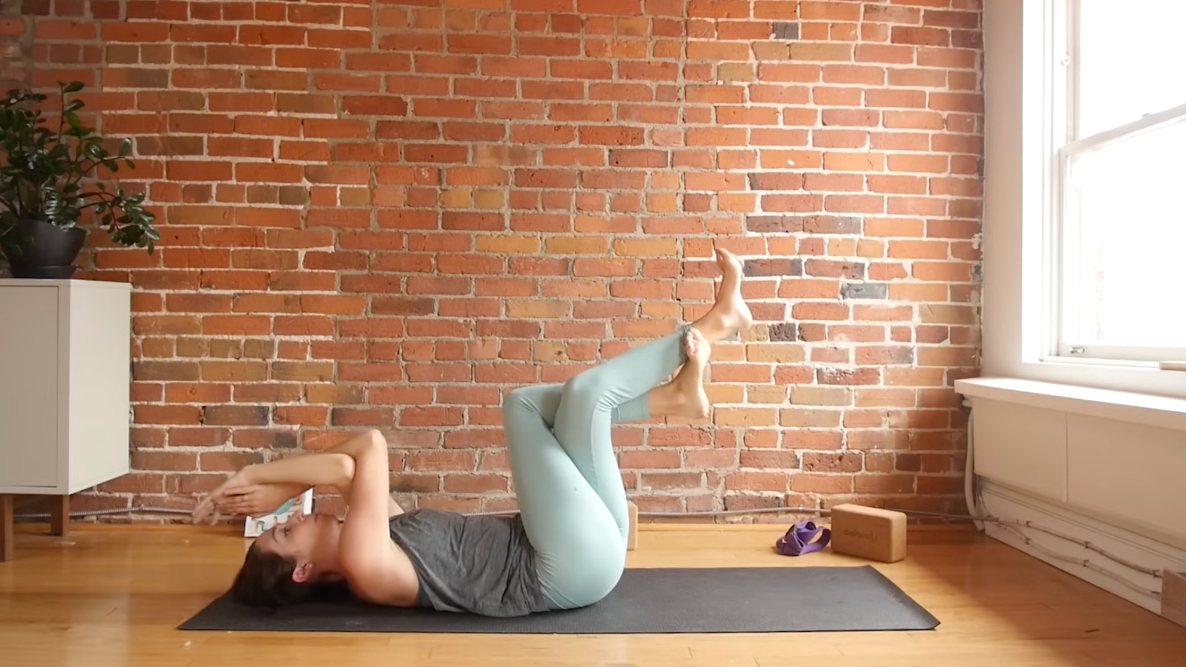 10-Minute Yoga for Core Strengthening
