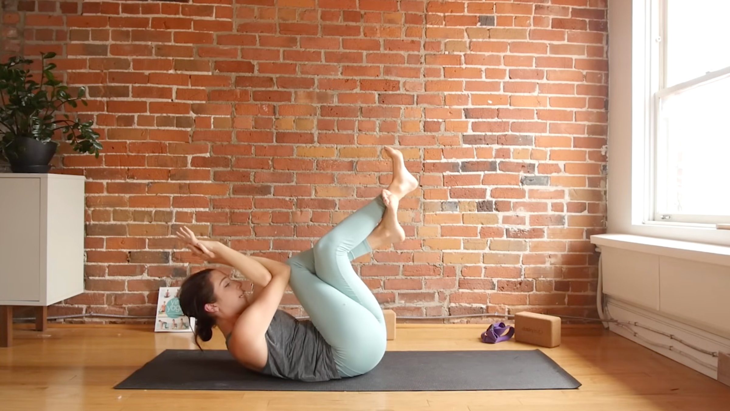 10-Minute Yoga for Core Strengthening